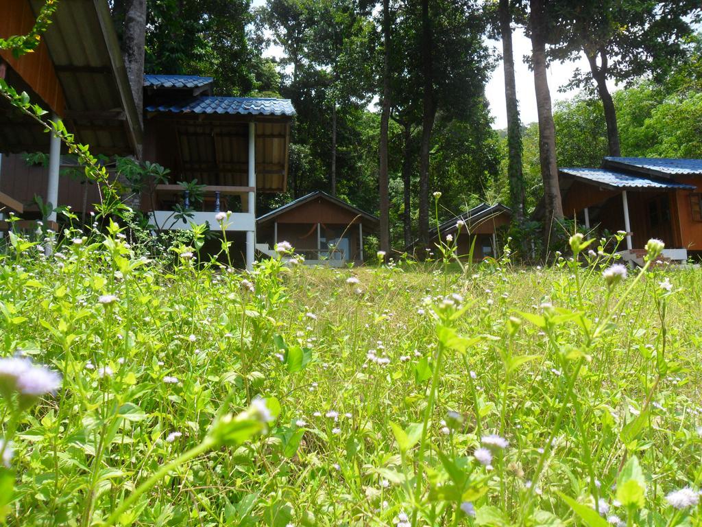 Elephant & Castle Bed and Breakfast Koh Chang Esterno foto